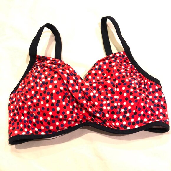 NWT BODEN Alicati Cup-size Ruched Twist Bikini Top Red\Black Polka-Dots 32D - Picture 2 of 4